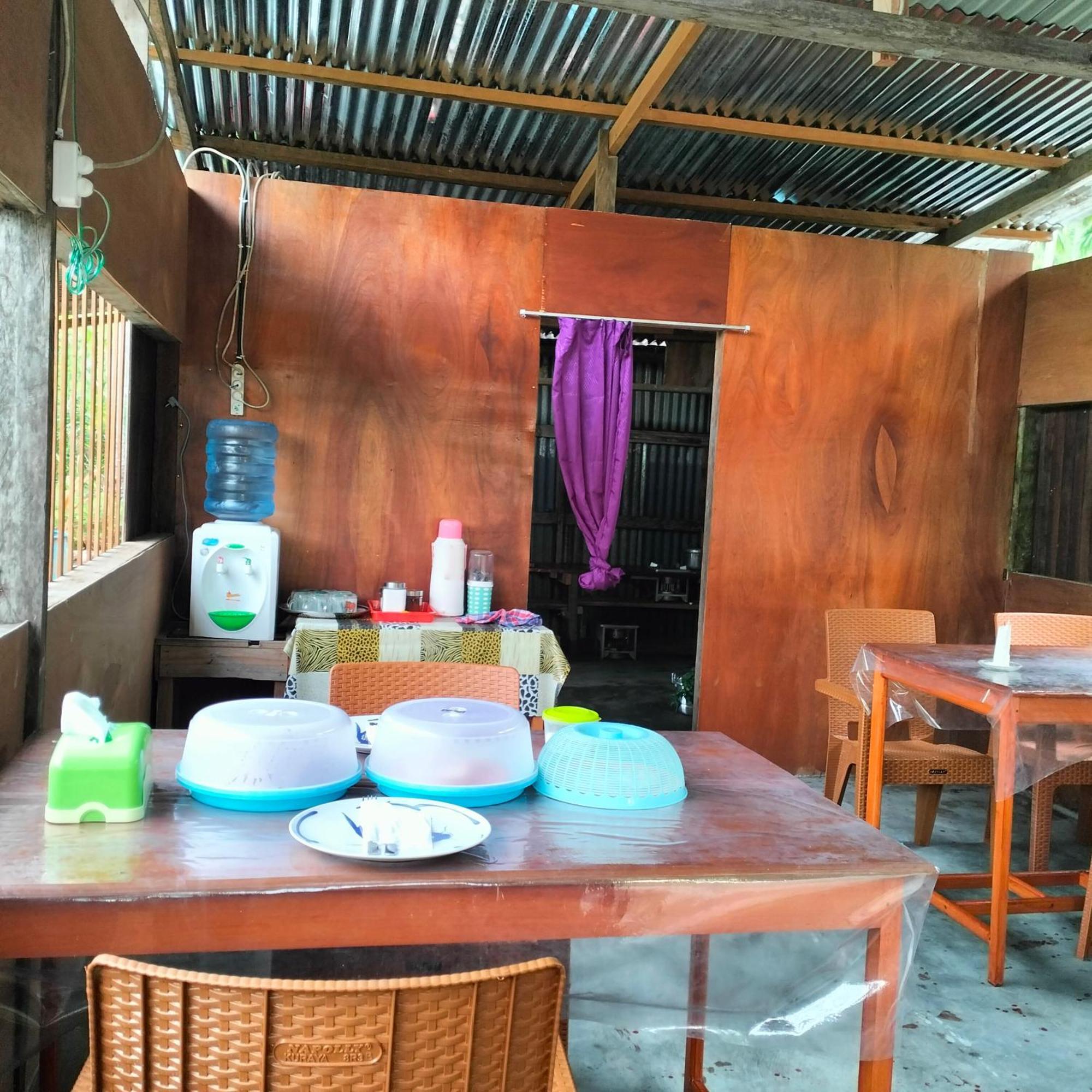 Bruno Raja Ampat Homestay Pulau Mansuar Exterior photo